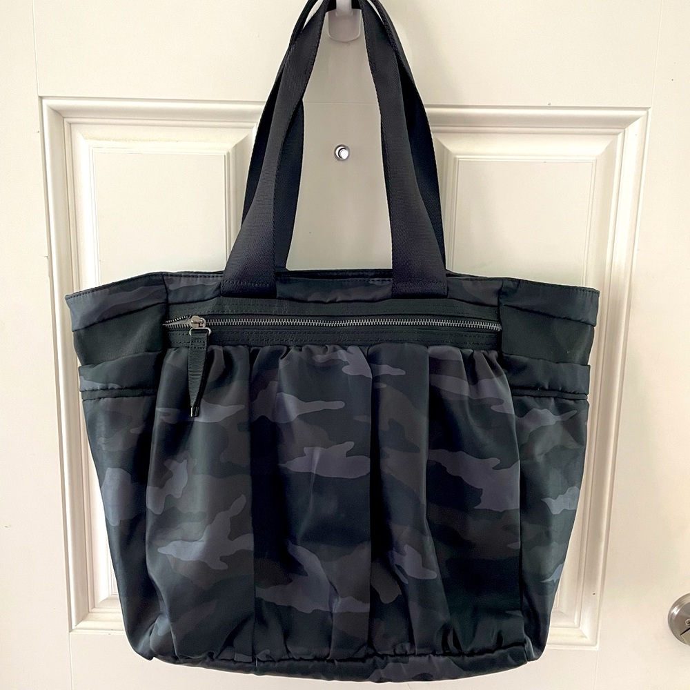 Caraa x Athleta Camo Tote